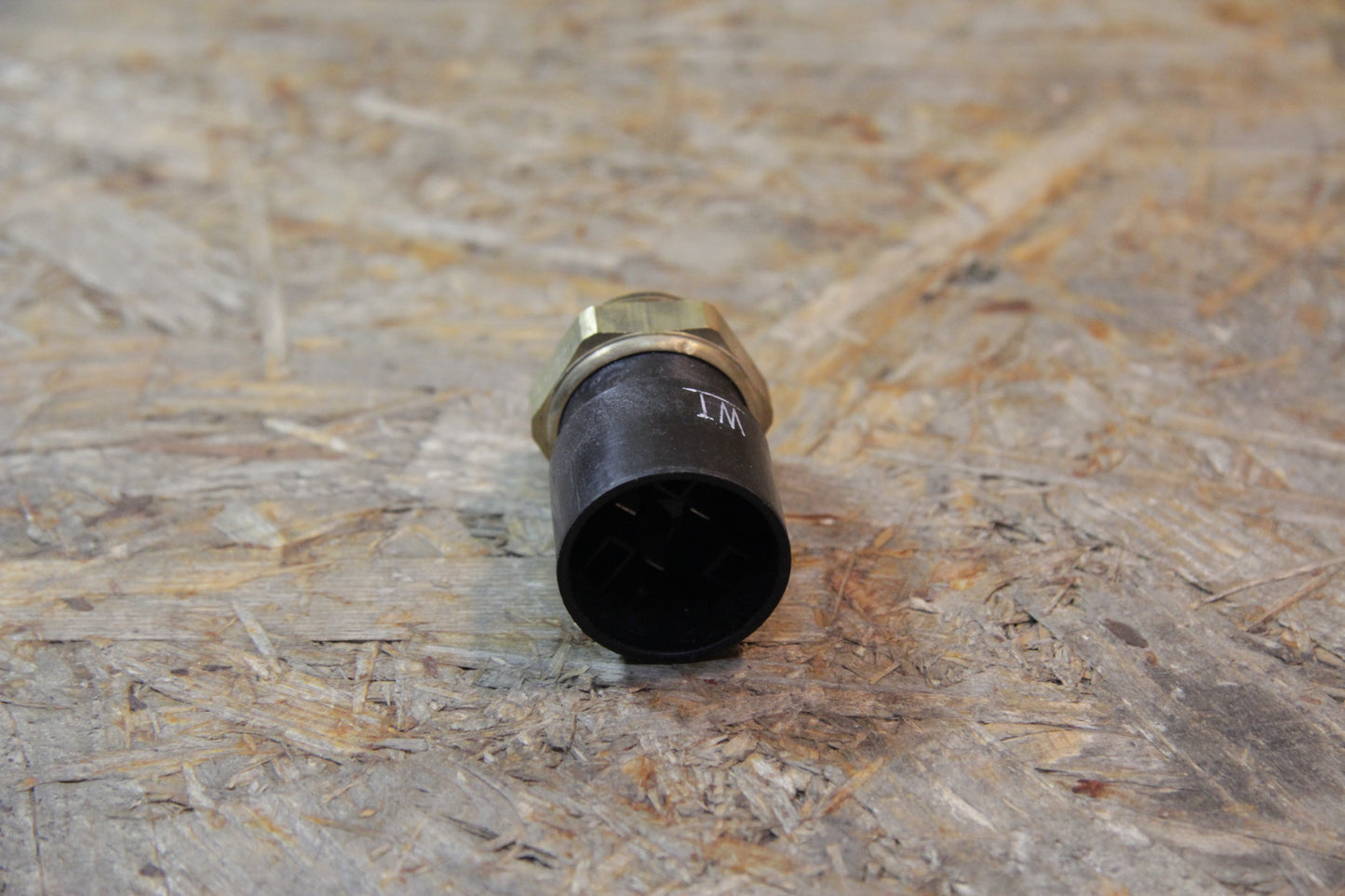 Original GM Opel Schalter Motortemperatur 90339285 Omega A