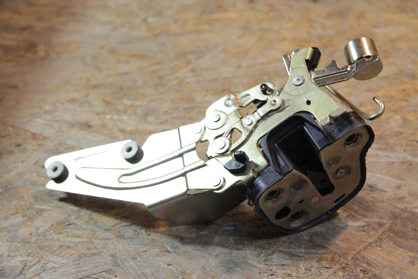 Original GM Opel Schloss Tür hinten rechts 9193450 Catera