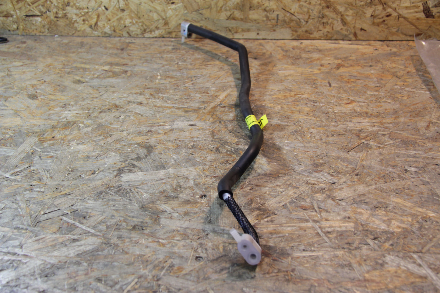 Original GM Opel Schlauch Niederdruck vorn rechts Klimaanlage 24443040 Zafira A , Zafira A