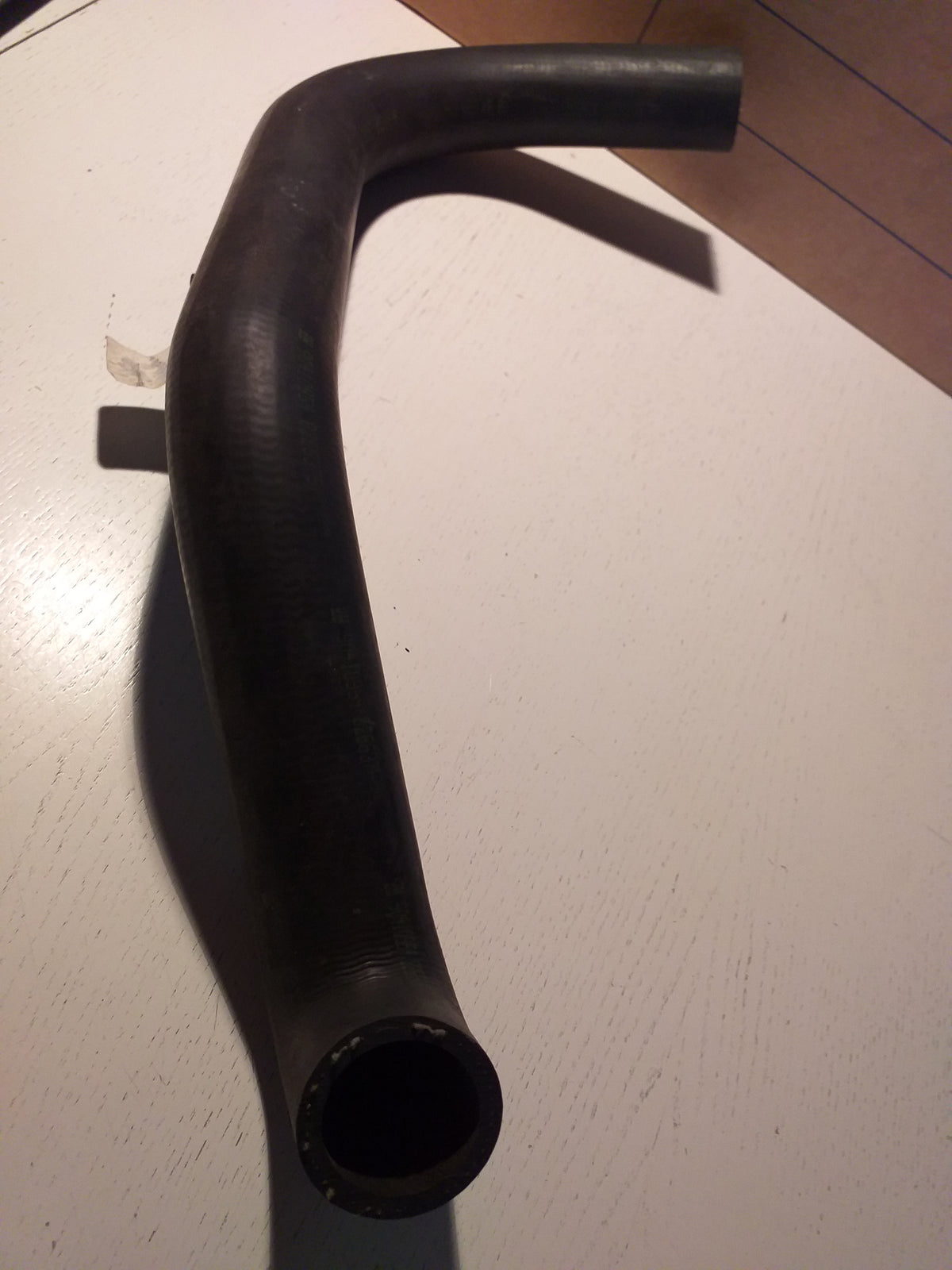 Senator B Omega A 3.0 Kühlwasserschlauch unten original GM Opel NEU