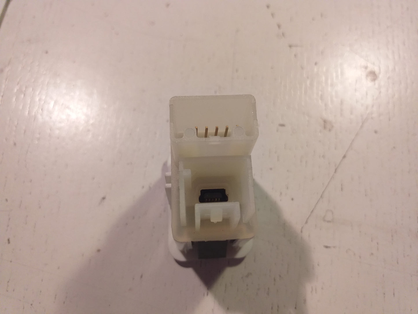 Antara Socket Leitung und USB- Stecker original GM Opel NEU