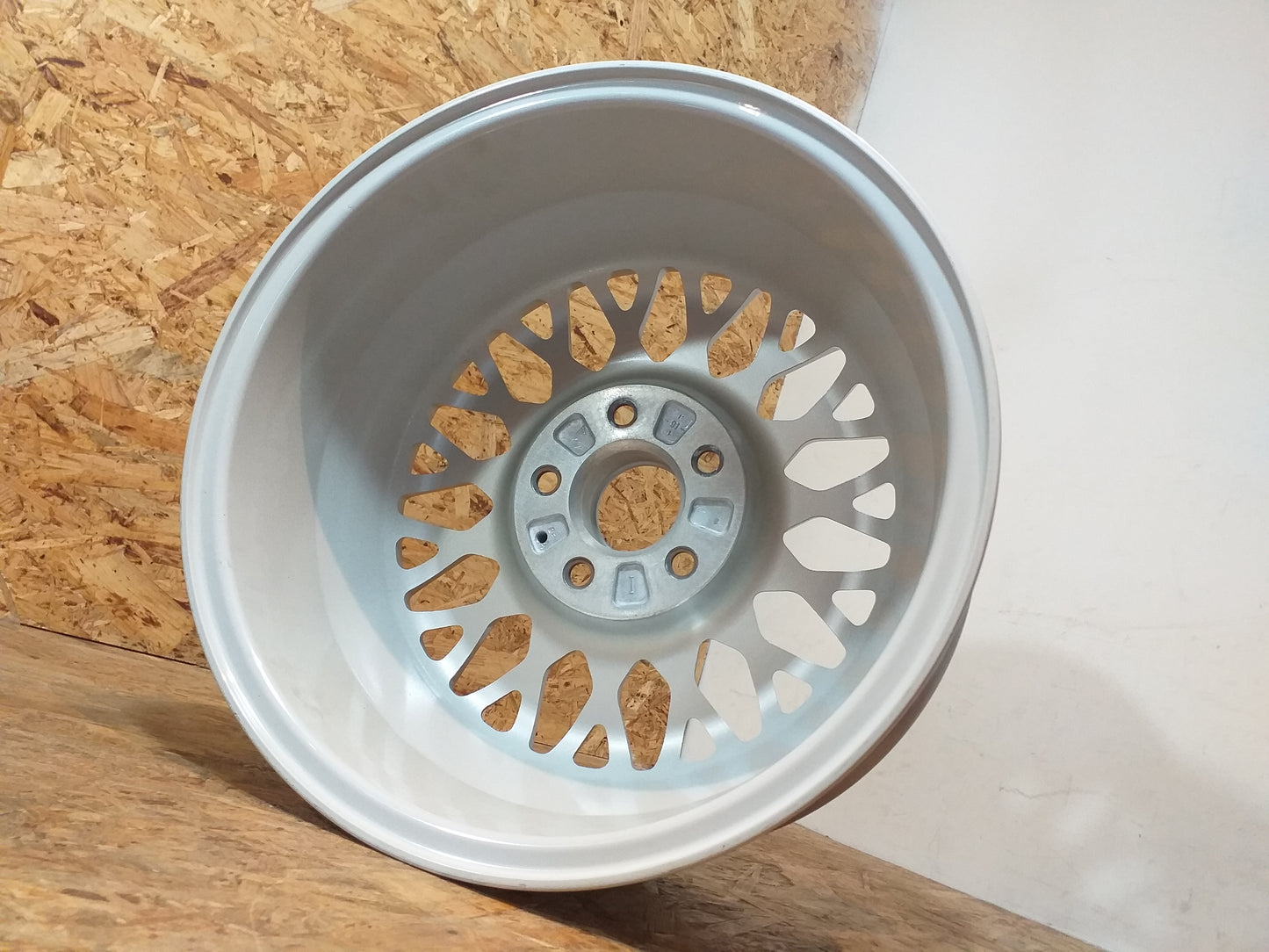 Omega A/B Senator B 15 Zoll original GM Opel NEU