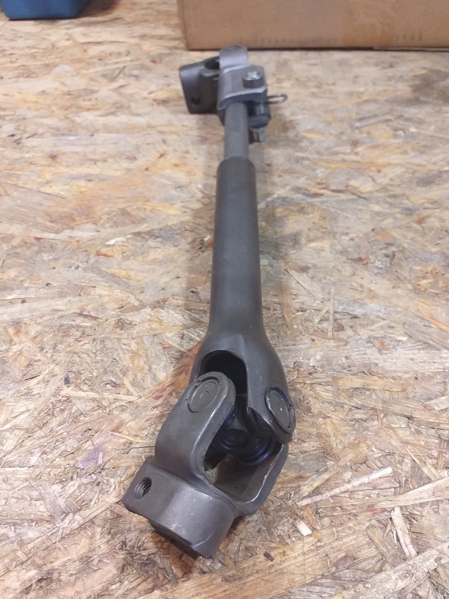 Corsa D Kreuzgelenk Lenksäule original GM Opel NEU