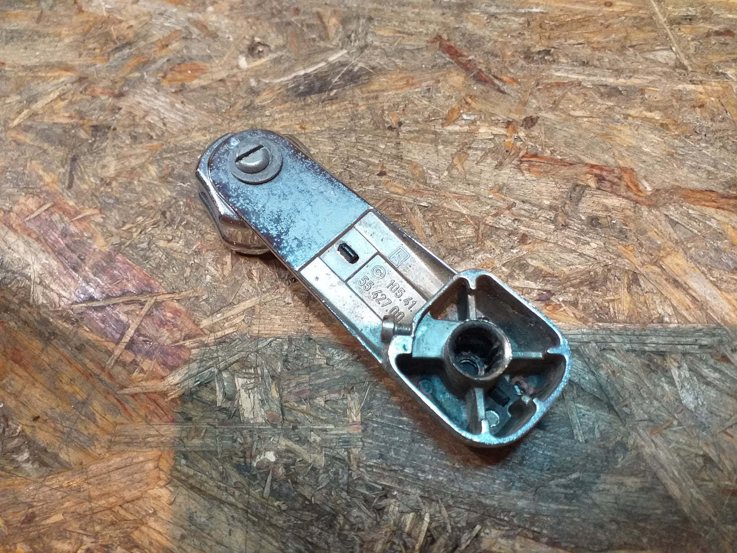 Alfa Romeo Giulia GT Fensterkurbel original GM Opel NEU