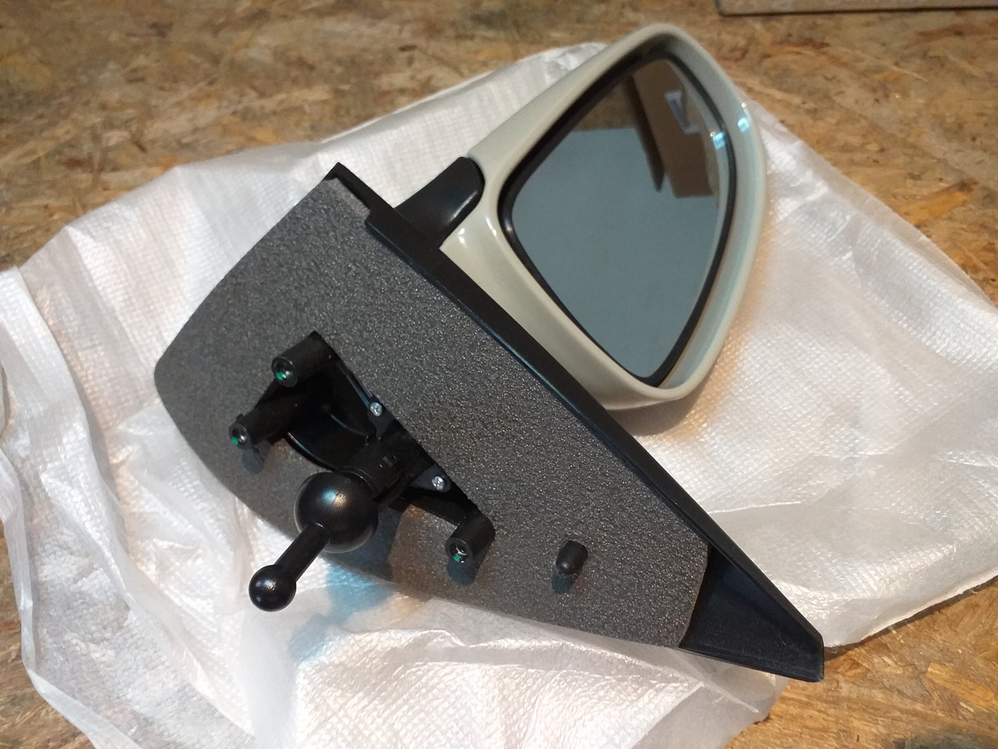 Chevrolet Daewoo Aveo Kalos T200 Ausenspiegel links original GM Opel NEU