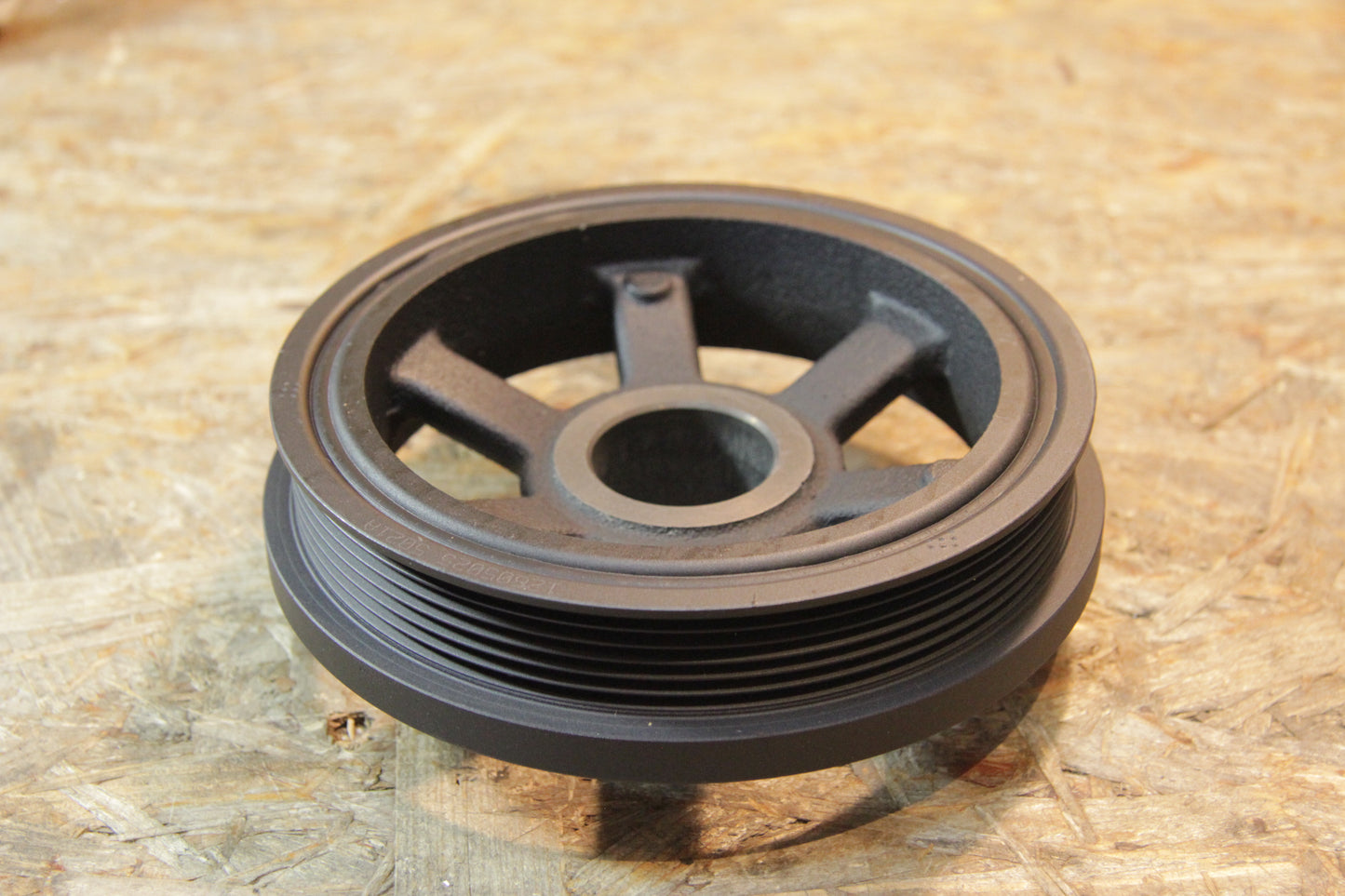 Original GM Opel Schwingungsdämpfer Riemenscheibe Kurbelwelle 12605205 Antara