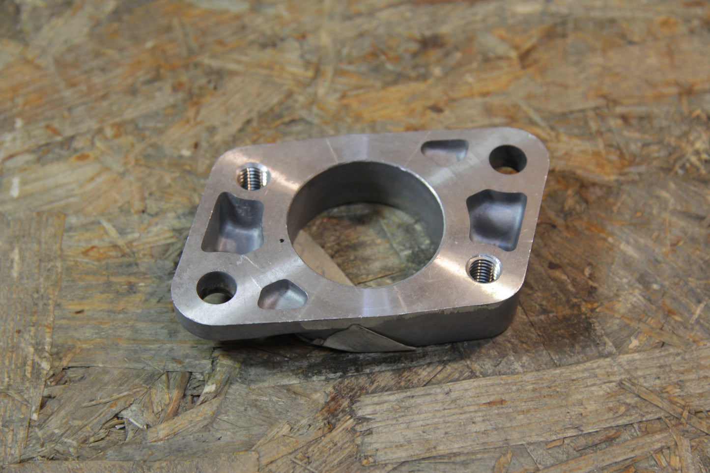 Original GM Opel Flansch unter dem Vergaser, bei Bedarf Dichtung unten 832492 Dichtung oben 832493 mitbestellen 90108884 A...