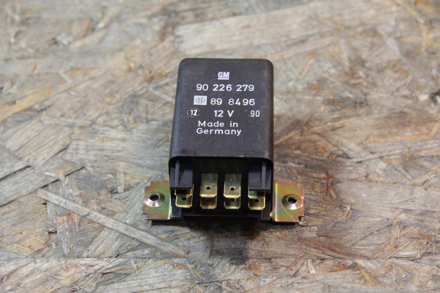 Original GM Opel Relais Scheinwerferwarnanlage 90226279 Corsa A
