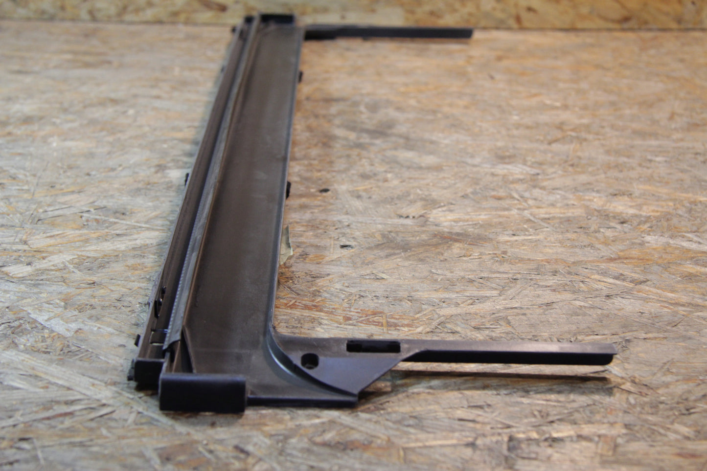 Original GM Opel Wasserleitblech am Schiebe- oder Sonnendach 90186306 Ascona C , Corsa A , Kadett E