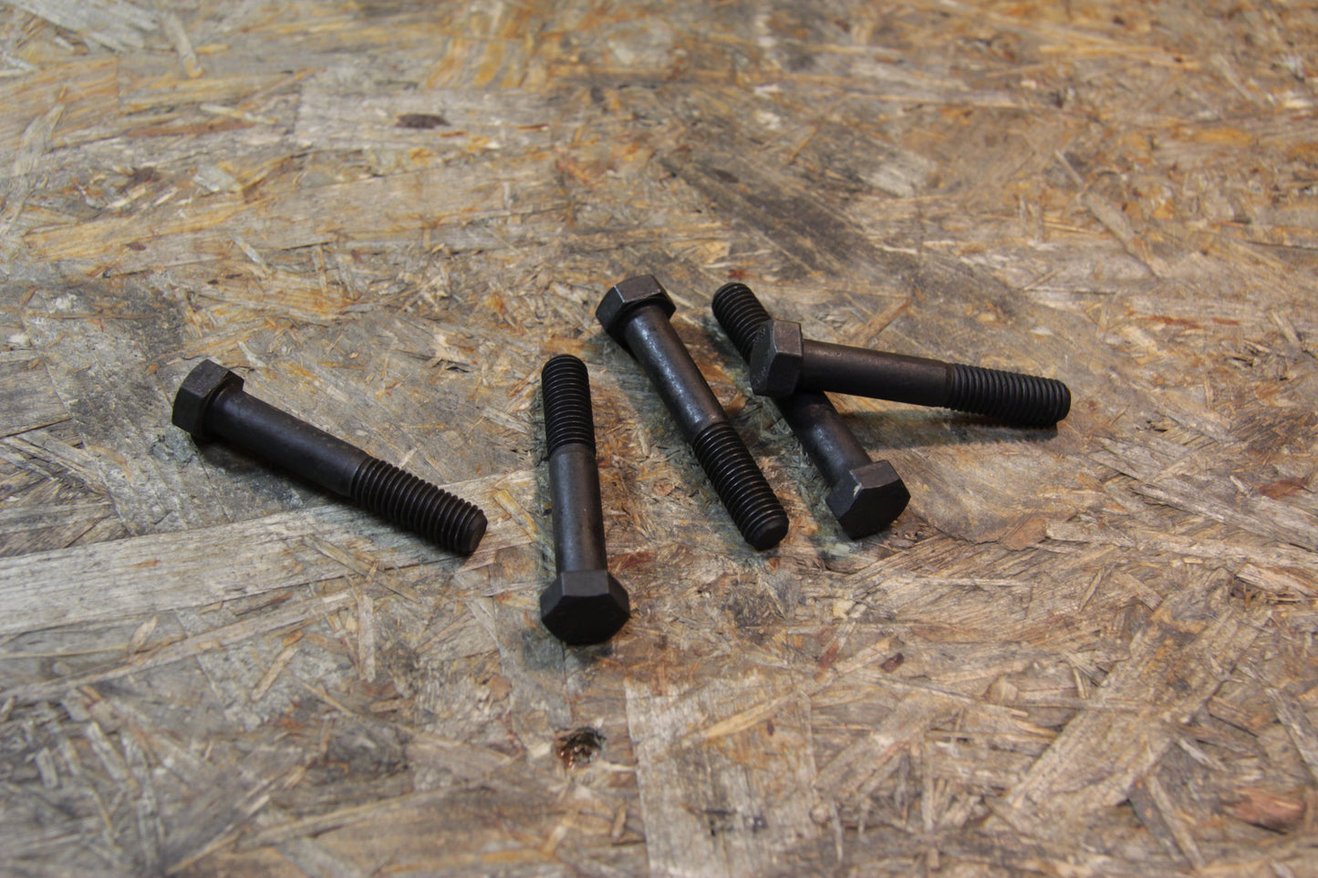 Original GM Opel SKT Schraube 10x60 Halter Lichtmaschine an Zylinderblock 11054821 Astra F , Calibra , Frontera A , Kadett...