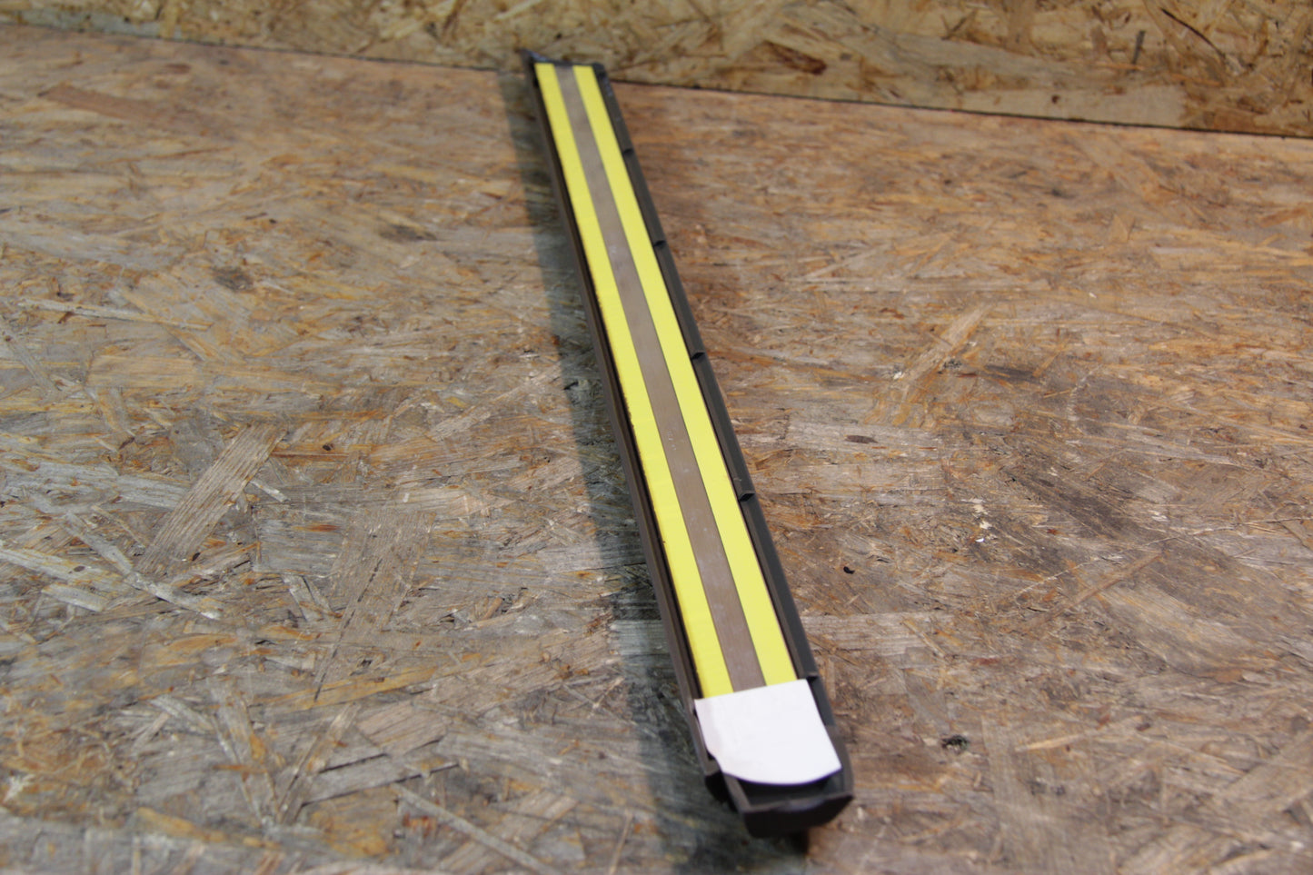 Original GM Opel Zierleiste Seitenwand hinten rechts dunkelbeige 90290418 Omega A Neu