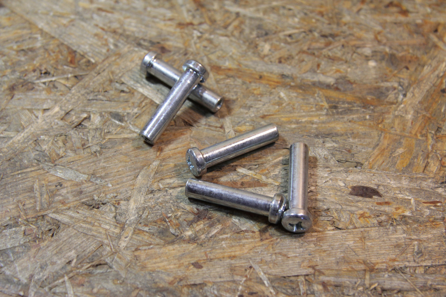 Hutmutter M5 Luftreiniger an Vergaser