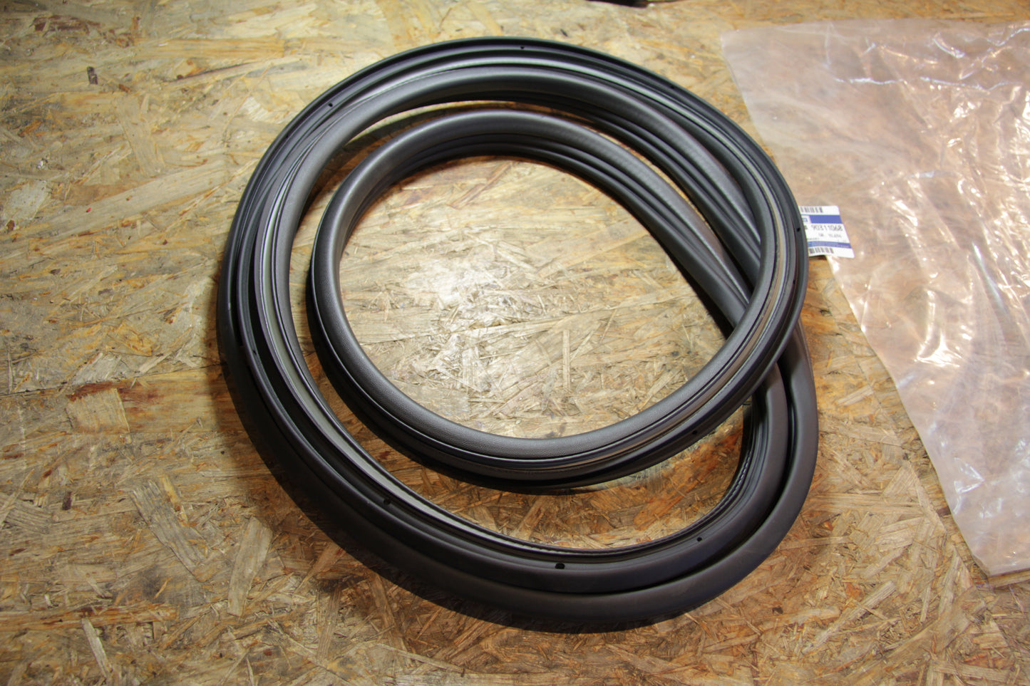 Gummidichtung für die hinteren Türen, für links oder rechts in anthrazit