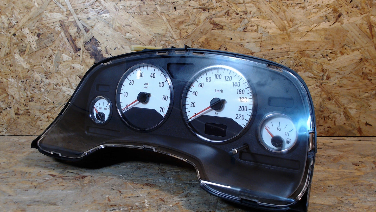 Original GM Opel Instrument mit weissen Skalenknöpfen mit Chrh omringen, km/h Kennzeichen: JW 93174422 Zafira A