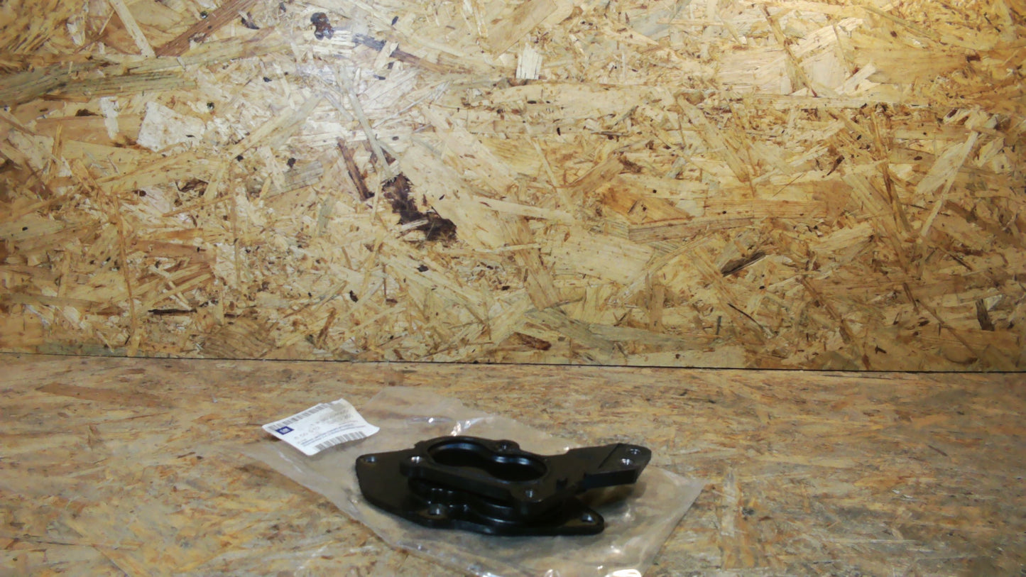 Original GM Opel Flansch Vergaser an Saugrohr Schaltgetriebe 90284095 Ascona C , Kadett E , Omega A , Vectra A