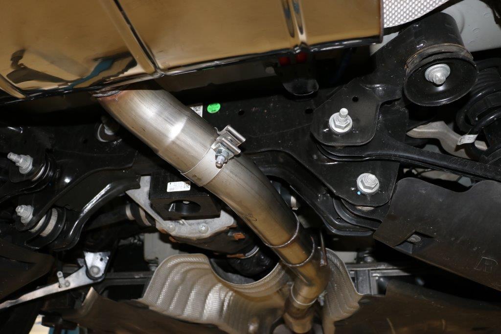 FOX BMW X4 G02 - 20i Endschalldämpfer quer Ausgang rechts/links - 1x90 Typ 16 rechts/links