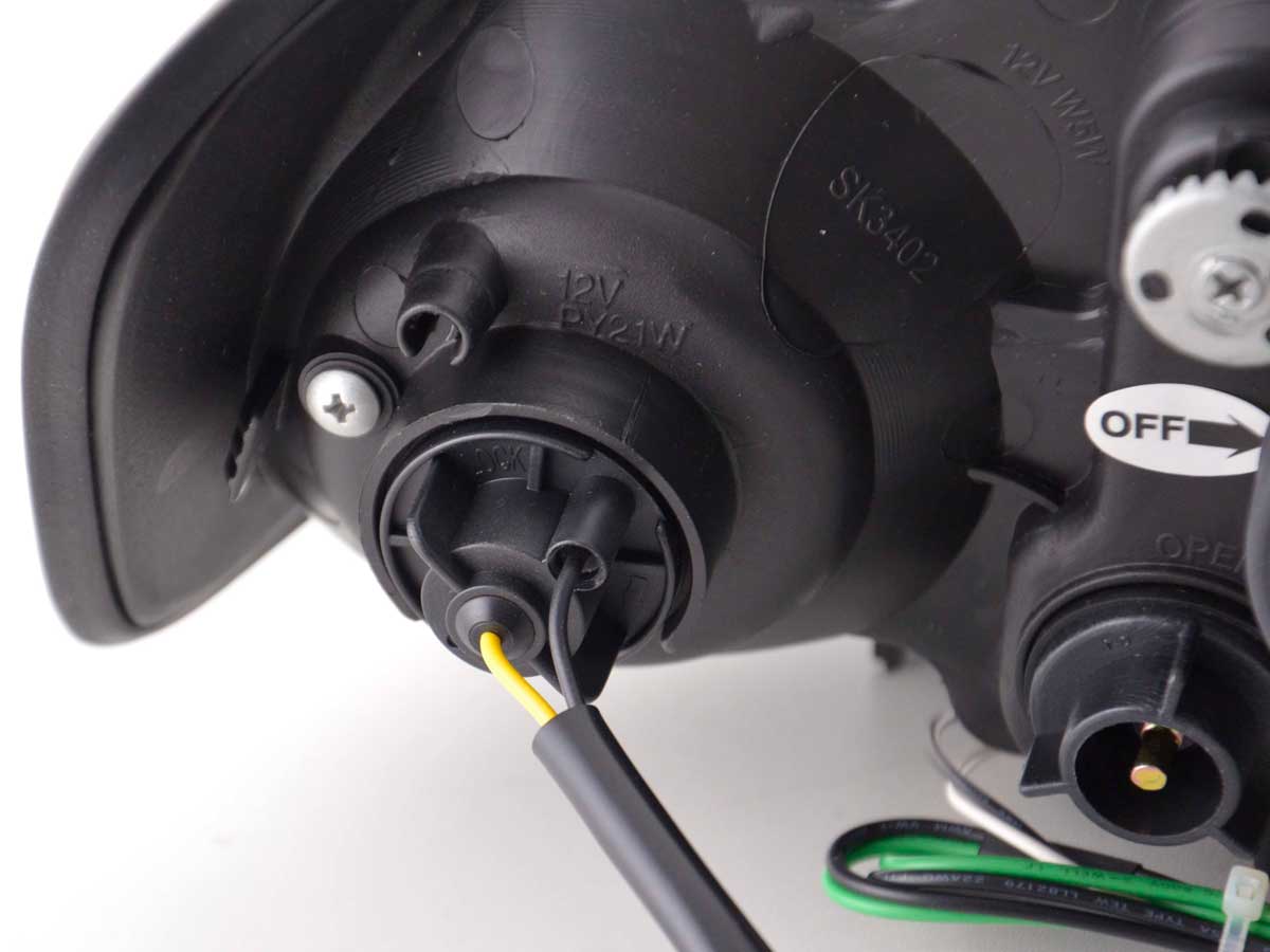 Scheinwerfer Set Daylight LED TFL-Optik Audi A3 Typ 8L Bj. 96-00 chrom