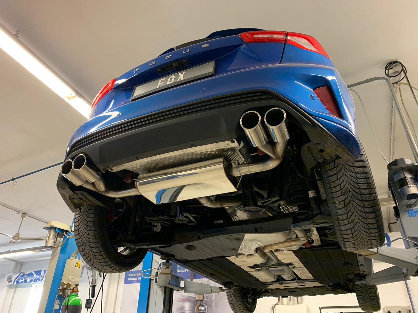 FOX Ford Focus IV ST-Line - starre Hinterachse Endschalldämpfer Ausgang rechts/links - 2x90 Typ 16 rechts/links