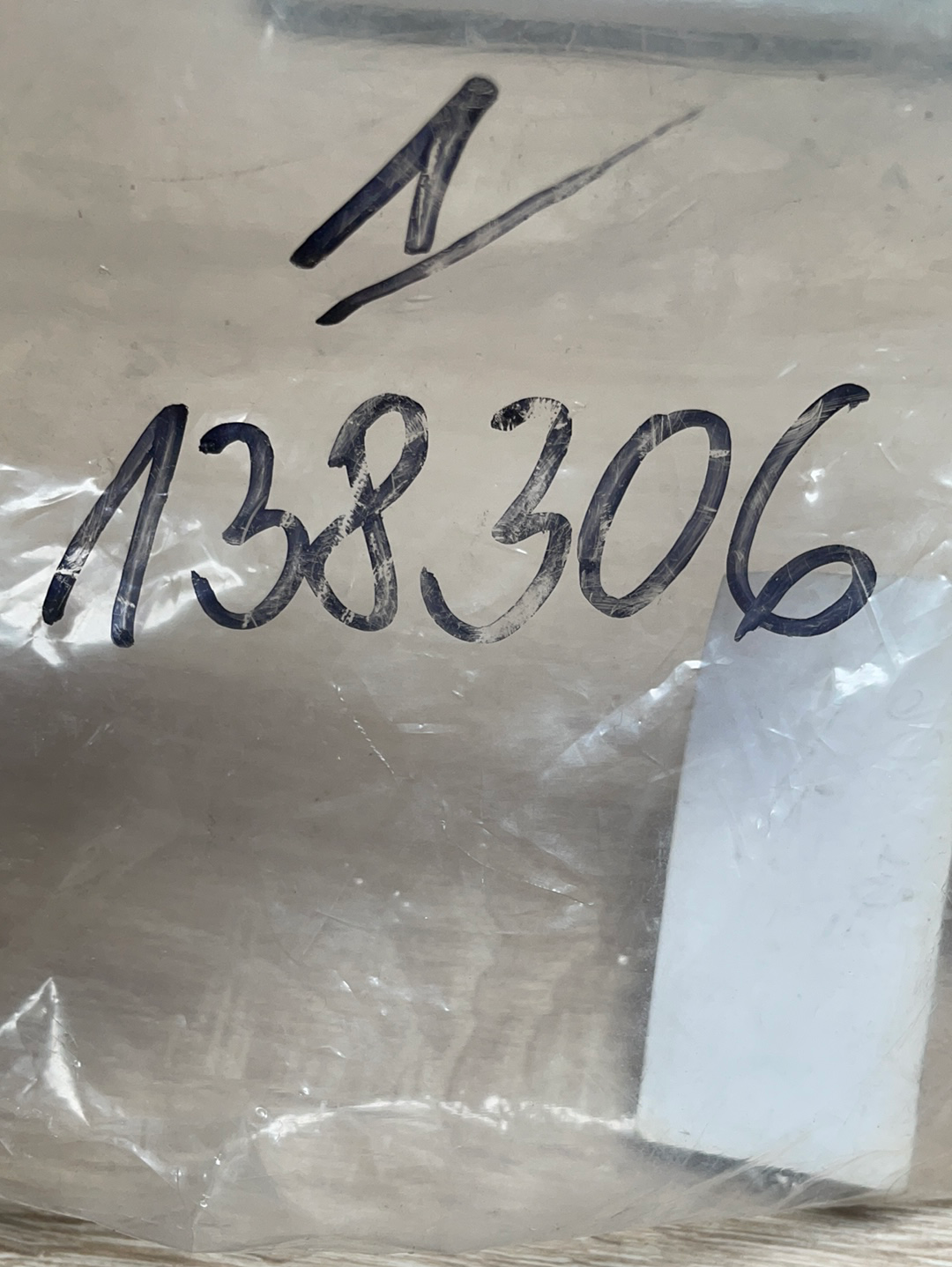 Original GM Opel Monterey Griff Vordertüre außen rechts Neu