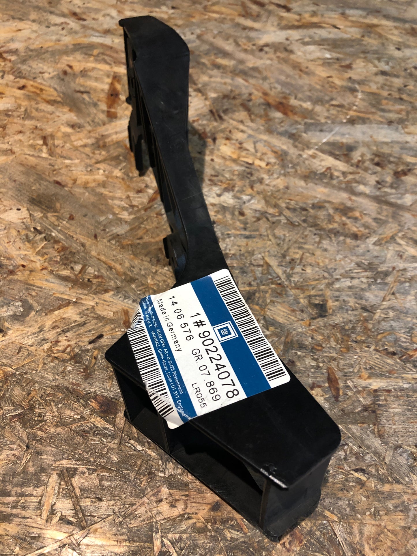 Original Opel Omega A Gleitstück Stoßfänger Neu