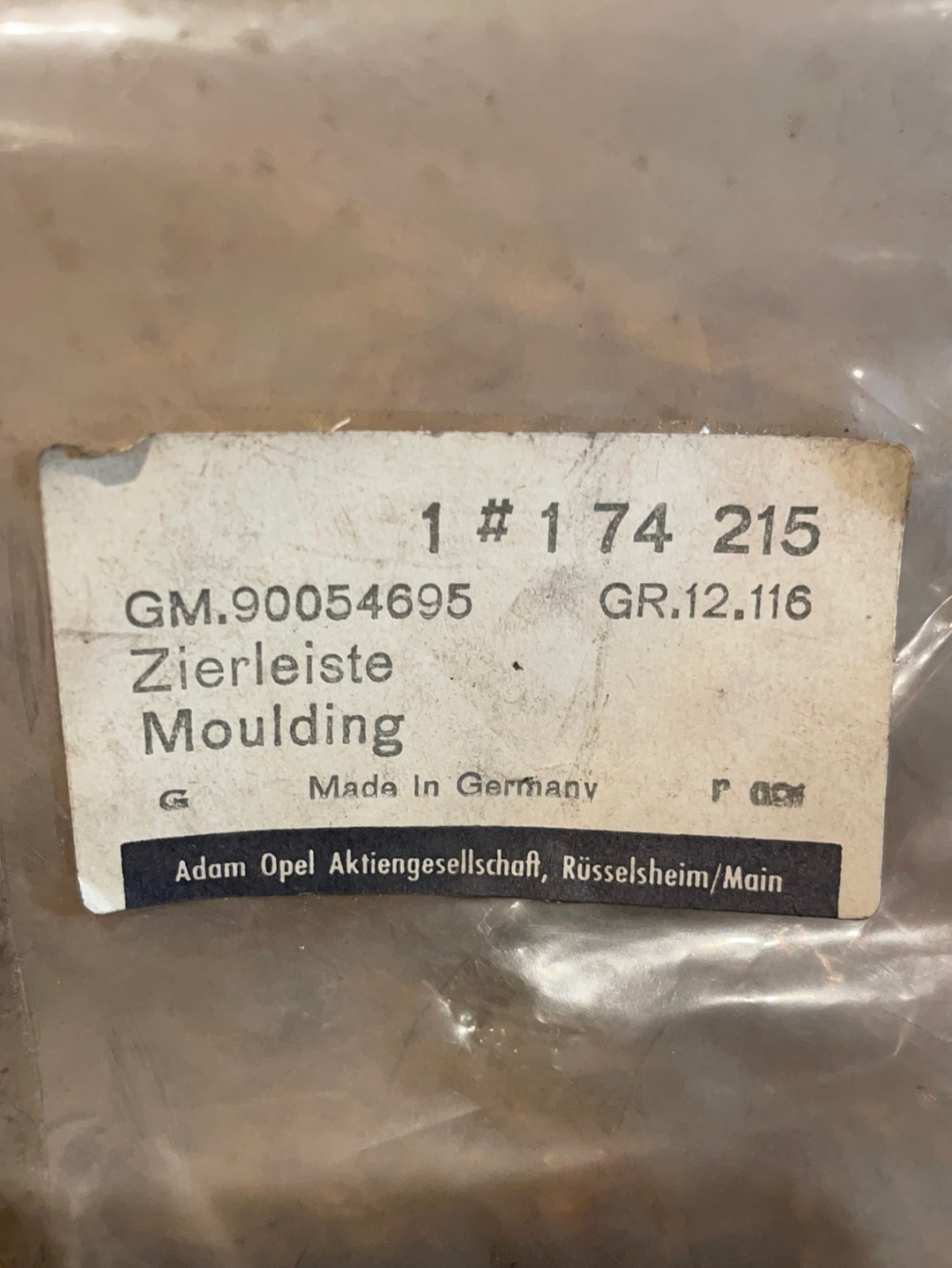 Original GM Opel Commodore C Rekord E Zierleiste Rückwand links Neu