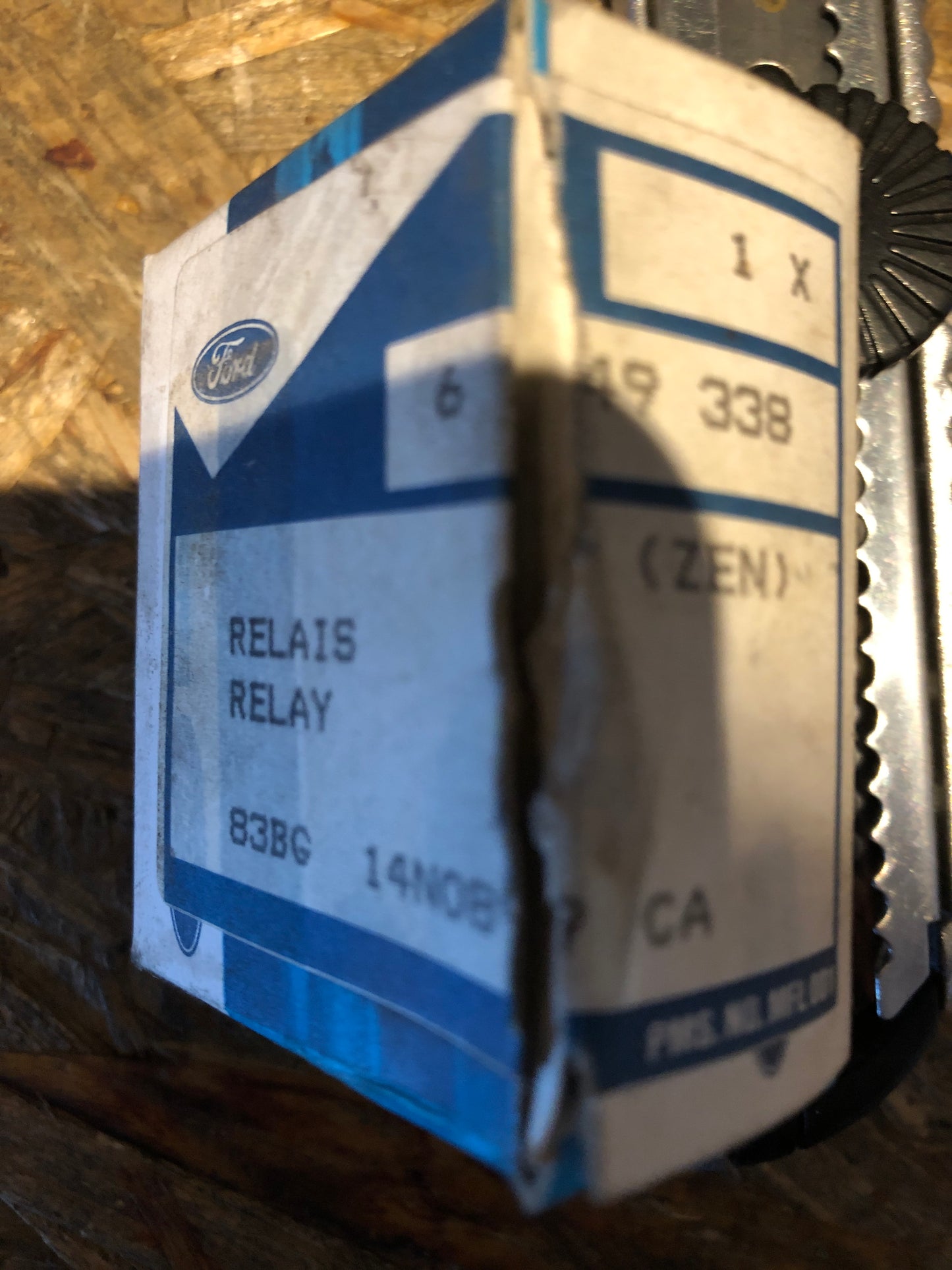 Original Ford 12V Relais Neu