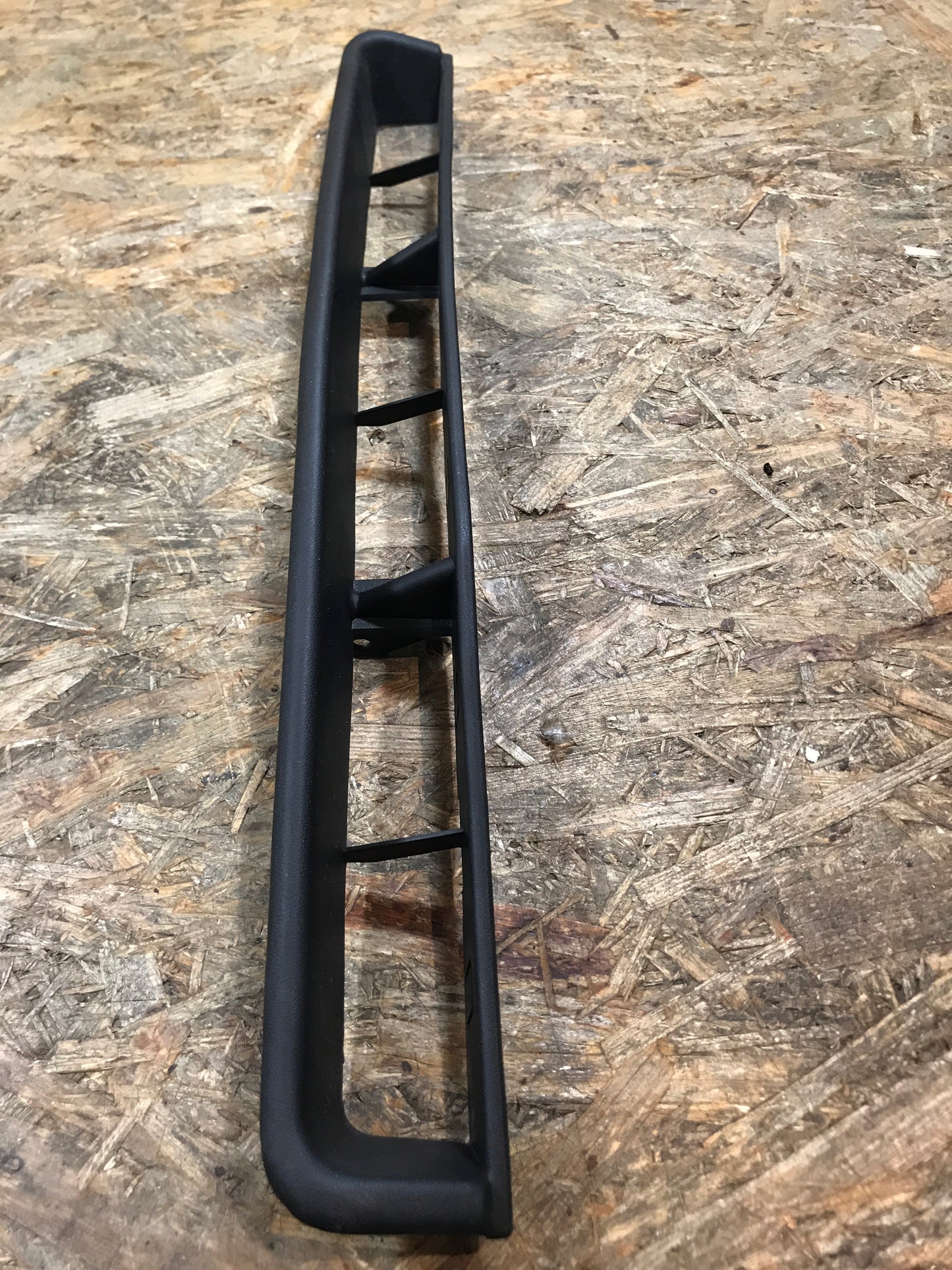 Original Opel Omega A Frontgrill Stoßstange hinten NEU