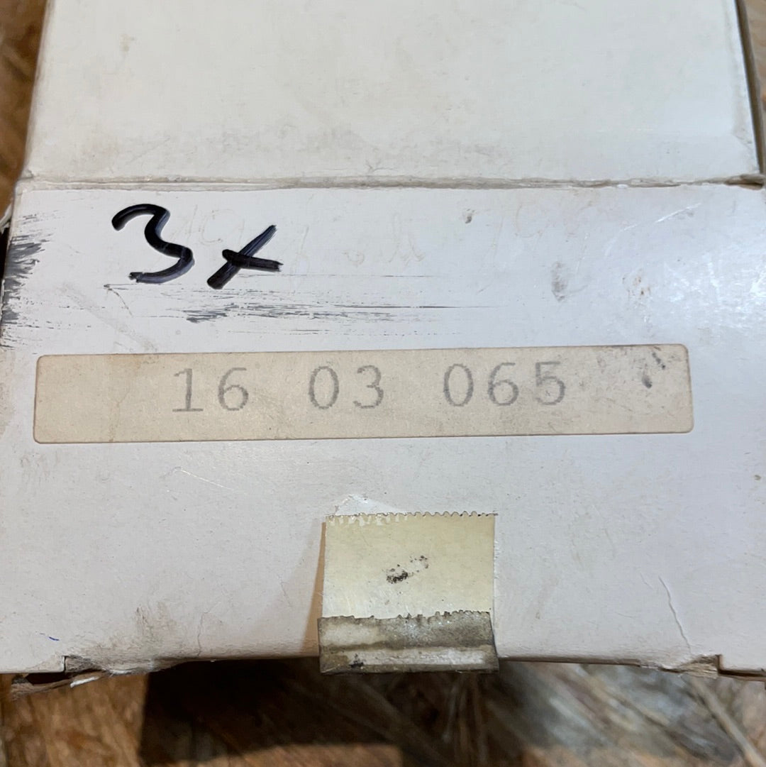 Original GM Opel Ascona B Manta B Kadett C Rekord Radlager VA Neu