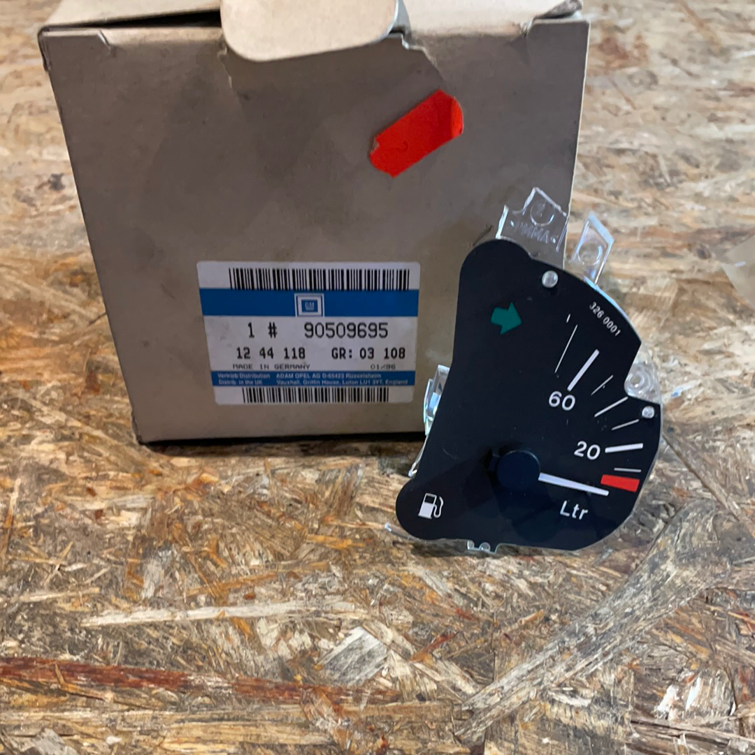 Original GM Opel Omega B Tankanzeige Neu