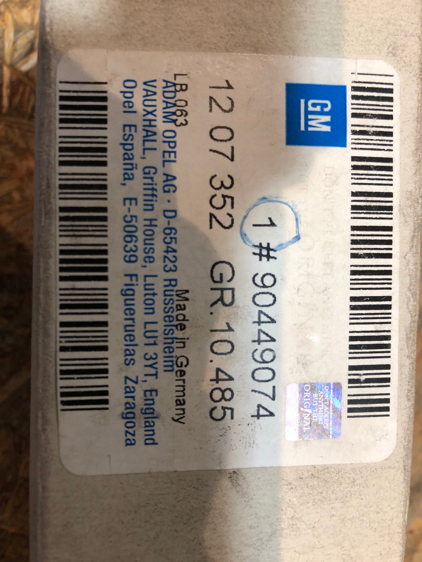 Original Opel Omega Astra Corsa Stellmotor 2V hinten Neu