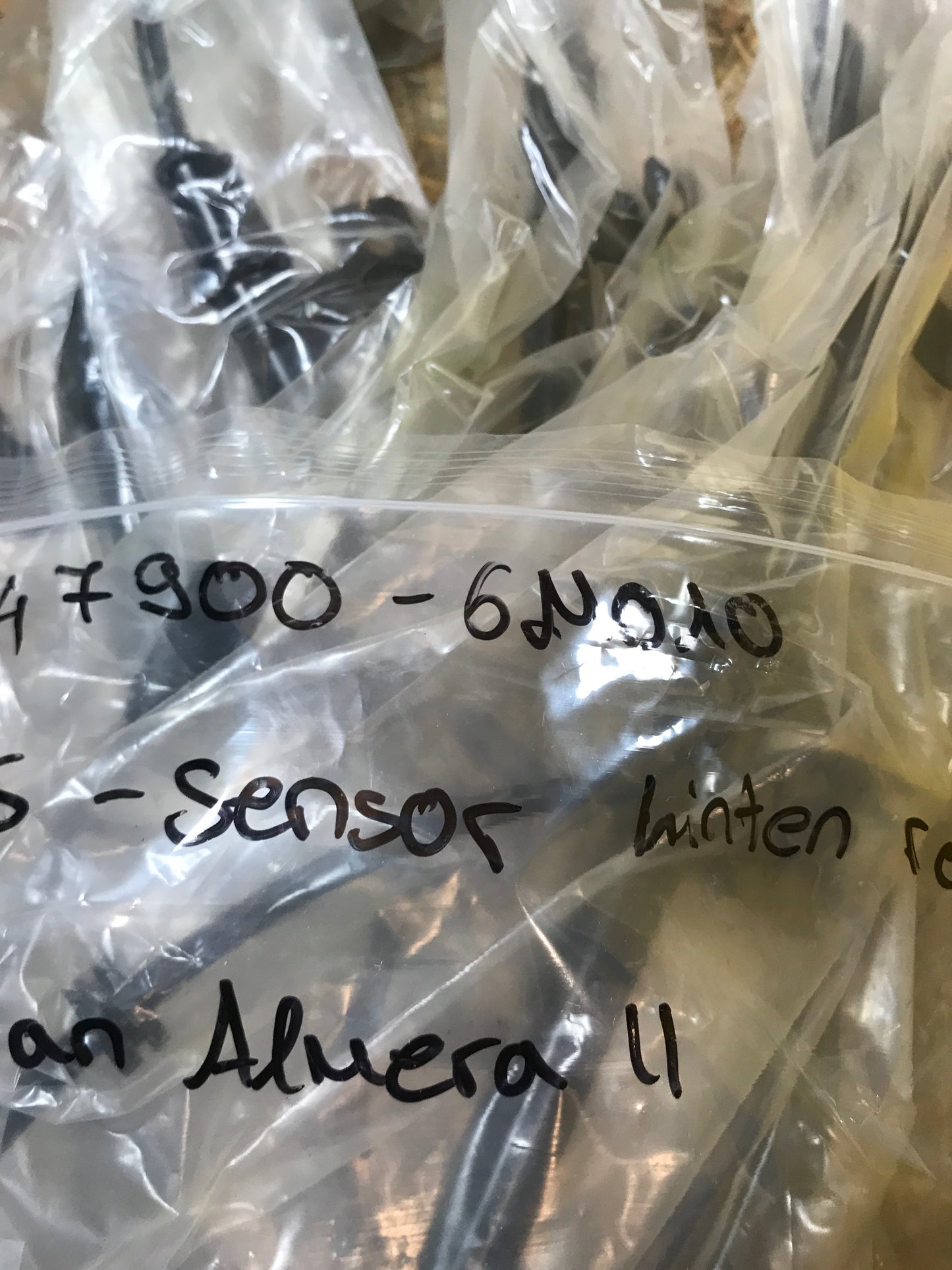 Nissan Almera II ABS-Sensor hinten rechts NEU