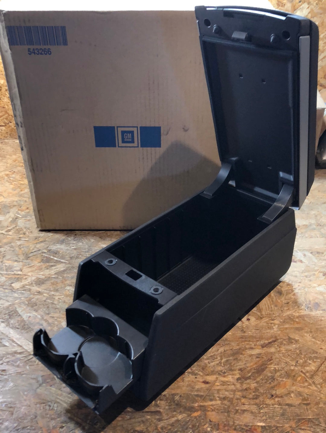 Original GM Opel Meriva A Mittelarmlehne Getränkehalter hinten Neu