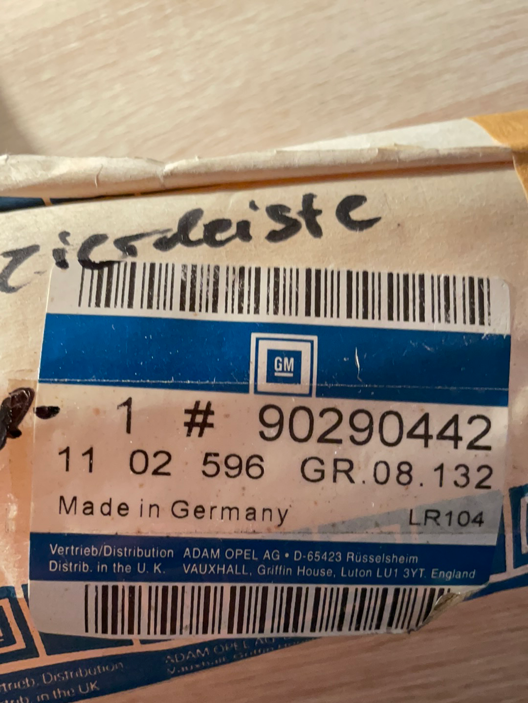 Original GM Opel Omega A Zierleiste Kotflügel links dunkelbeige mit Chrom Streifen Neu