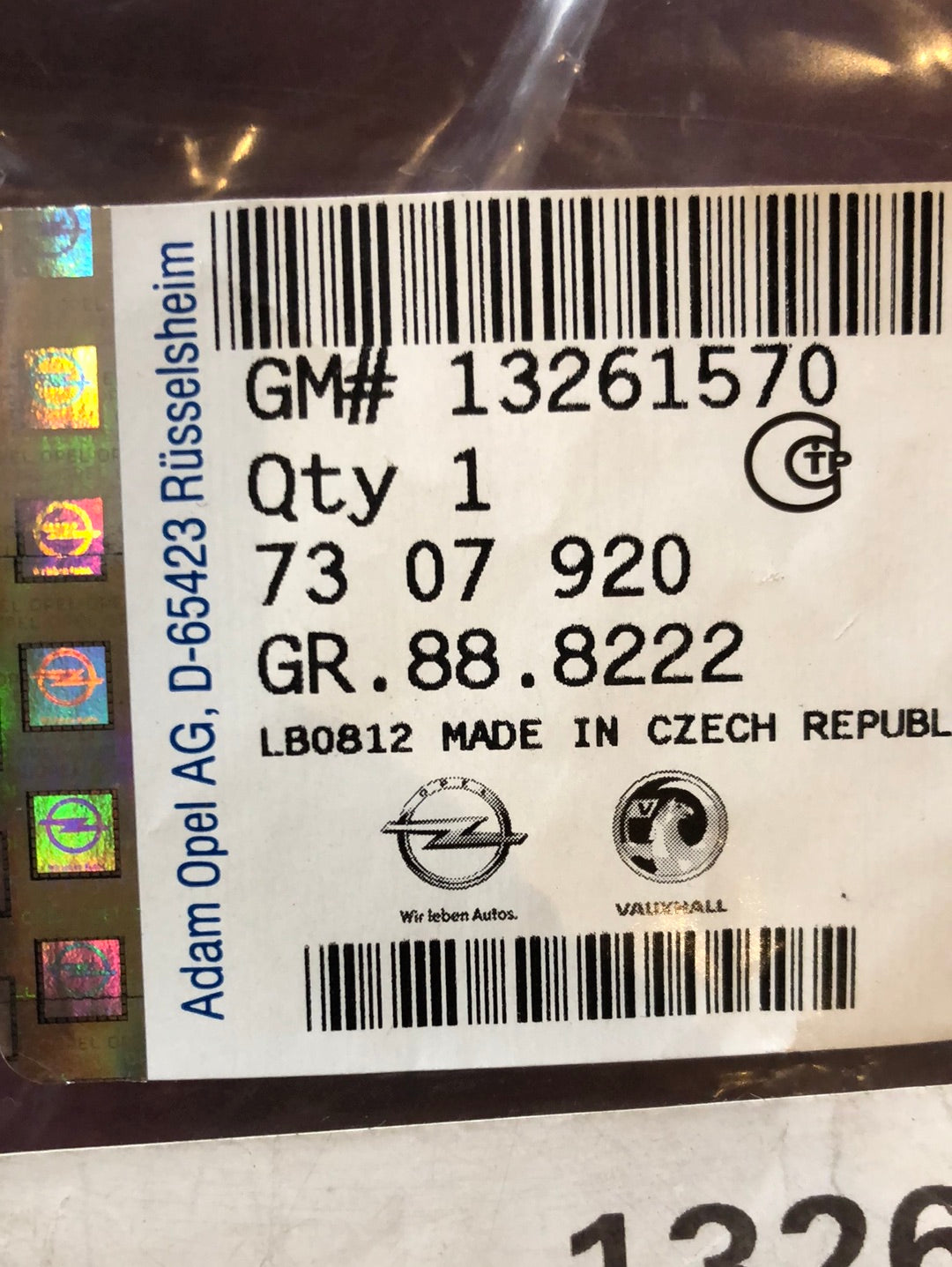 Original GM Opel Astra J Sitzbezug rechts Schwarz Neu