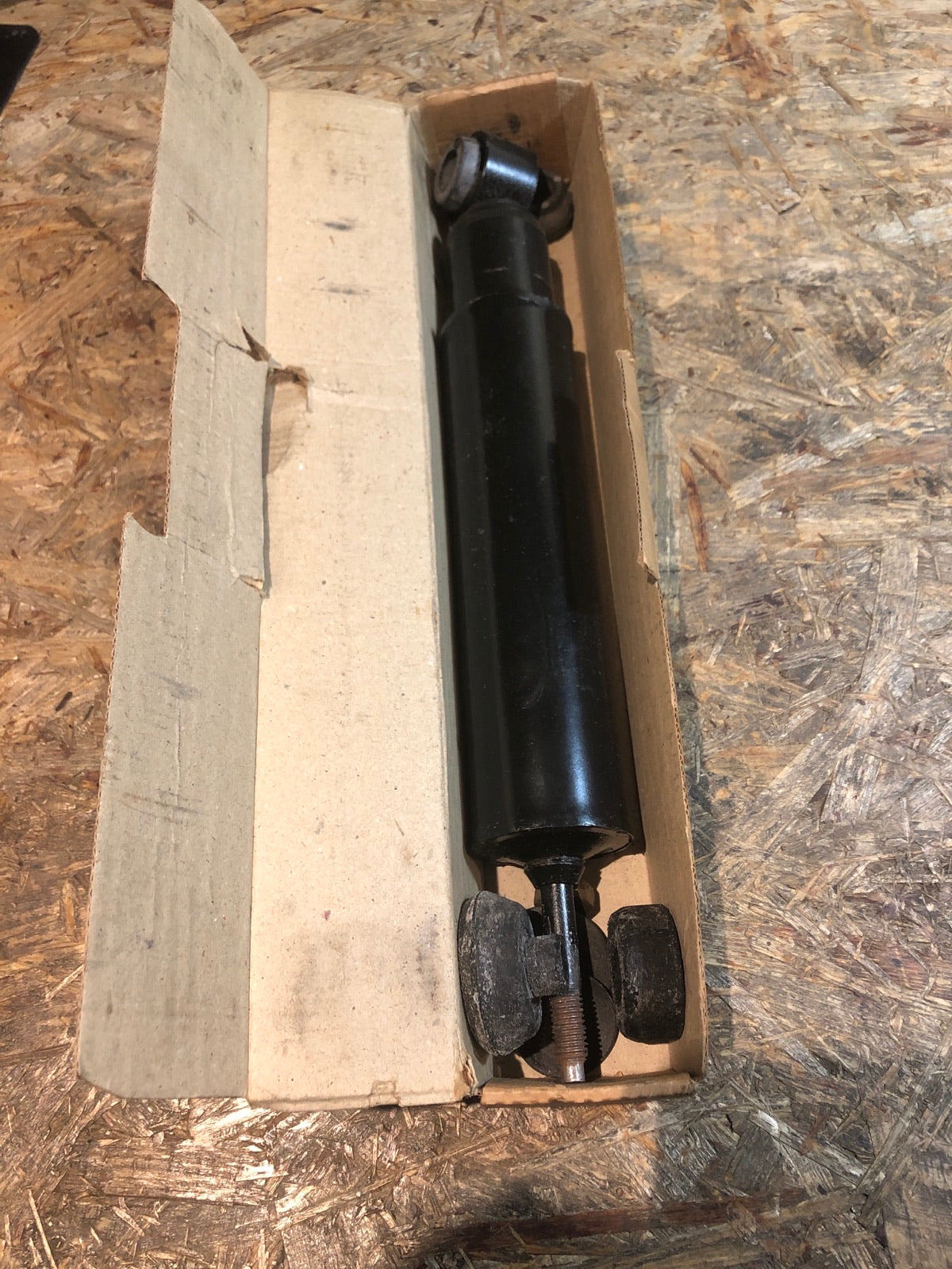 Original Opel Rekord C Stoßdämpfer Neu