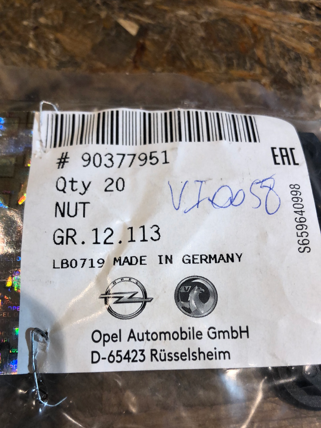 Original Opel Omega A Mutter an Zierleiste Neu