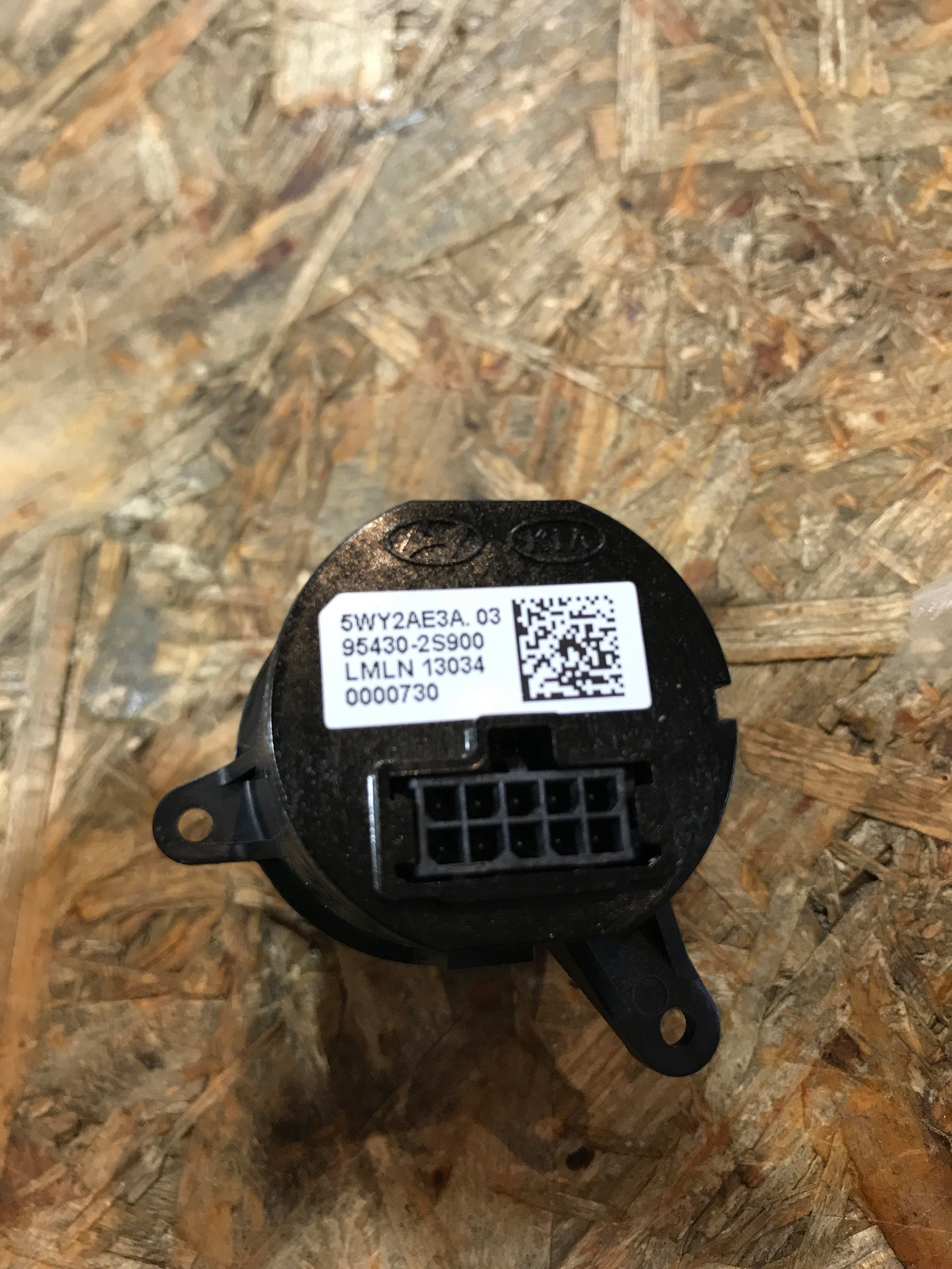 Original Hyundai Tacson IX35 Schalter Start / Stop NEU