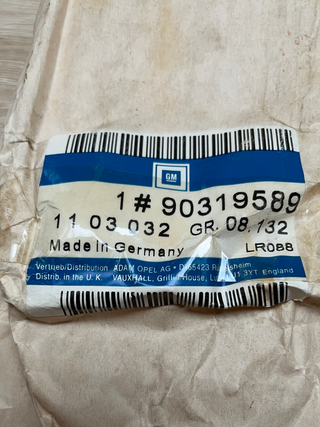 Original GM Opel Omega A Schutzzierleiste Kotflügel vorne links dunkelgrau Neu