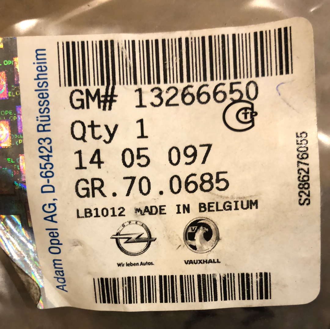 Original GM Opel Astra J Caravan Kappe Blende Abschleppöse Neu