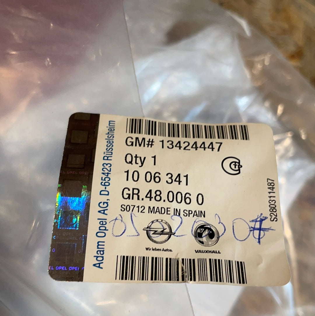 Original GM Opel Adam Radspeichen Clips Feuerrot Neu