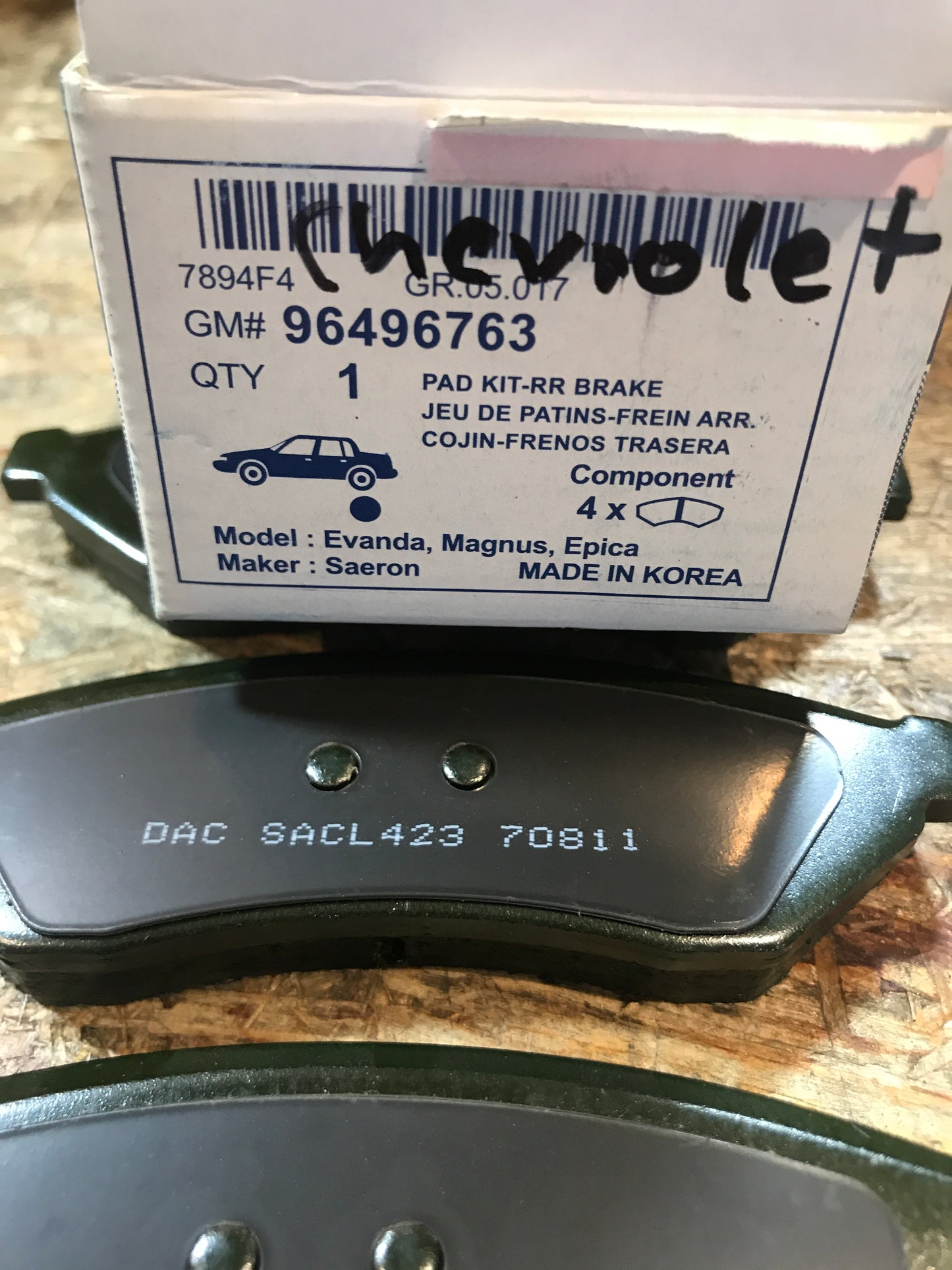 Original Chevrolet Evanda Magnus Epica Bremsbelöge hinten NEU