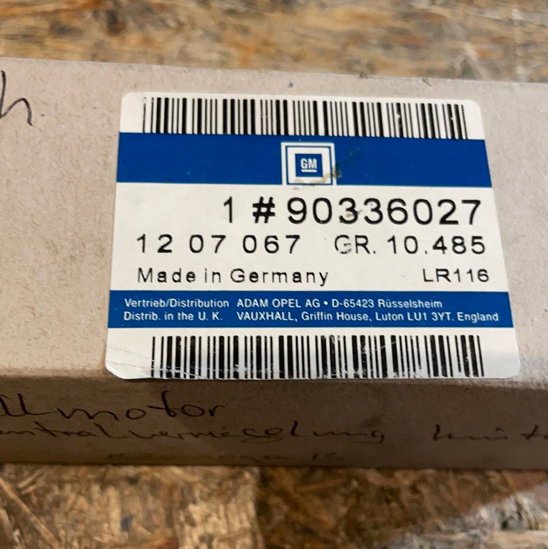 Original GM Opel Omega B Stellmotor Zentralverriegelung hinten Neu