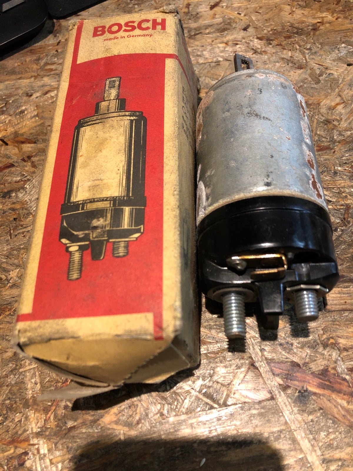 Original Opel GT Manta B Magnetschalter Neu