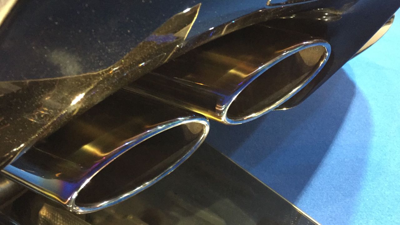 FOX Lexus RC F Endschalldämpfer rechts/links - 2x115x85 Typ 38 rechts/links Colour (Rand eingefärbt)