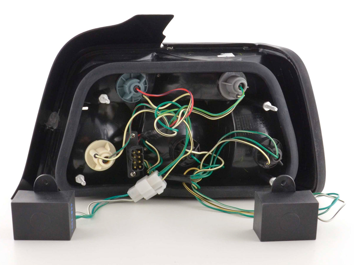 LED Rückleuchten Set BMW 3er Limousine Typ E36 Bj. 91-98 schwarz/rot