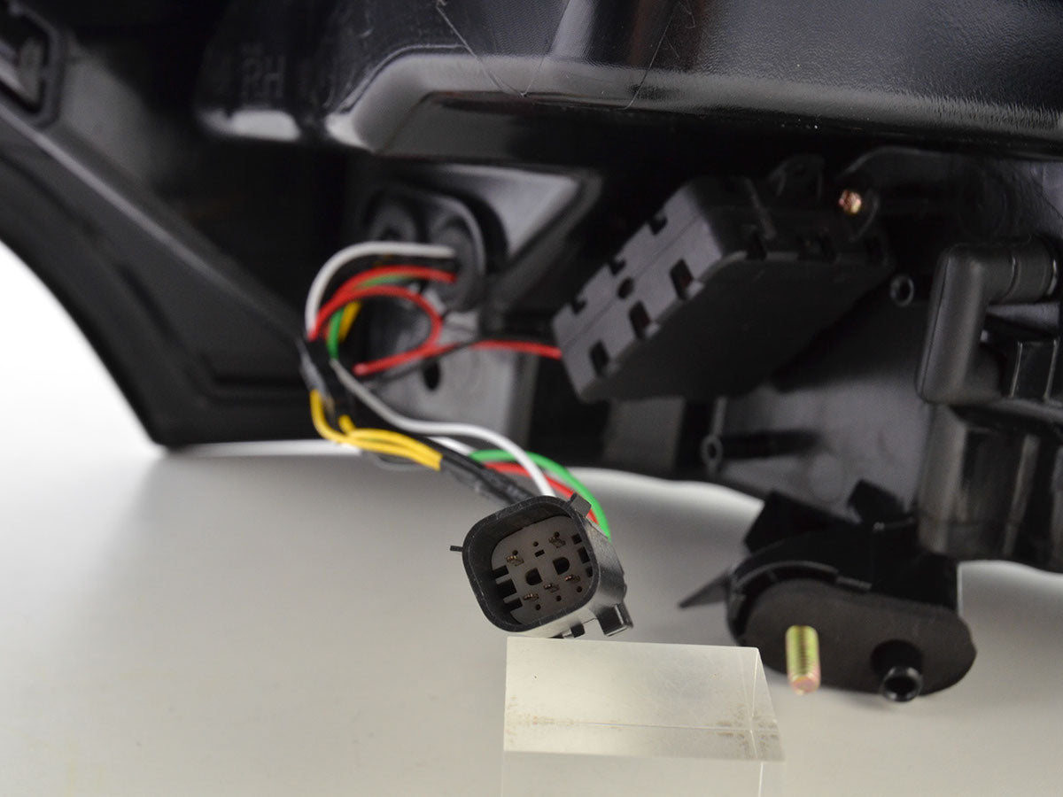 LED Rückleuchten Ford Focus 3 5-Türer Schrägheck Bj. 14-18 smoke