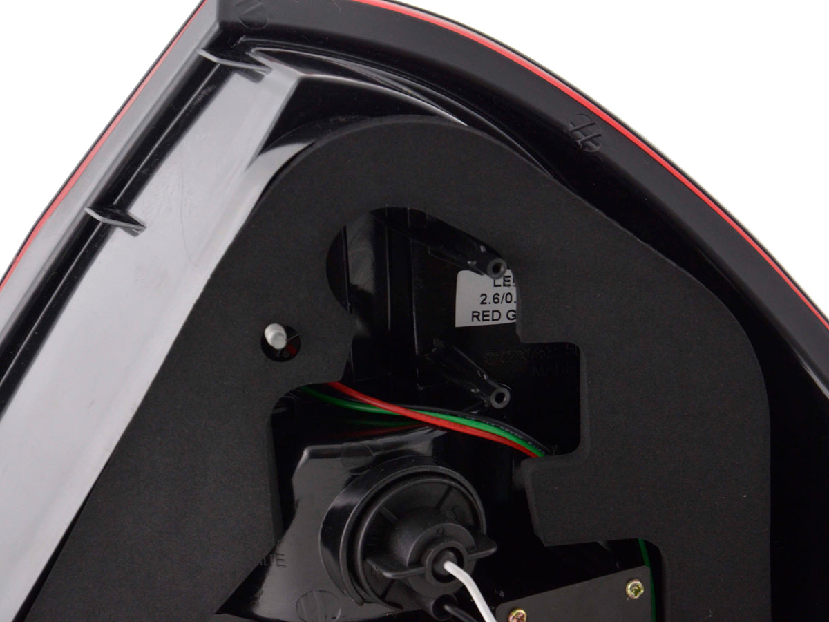 LED Rückleuchten Set Mercedes C-Klasse W203 Limo Bj. 05-07 rot/schwarz