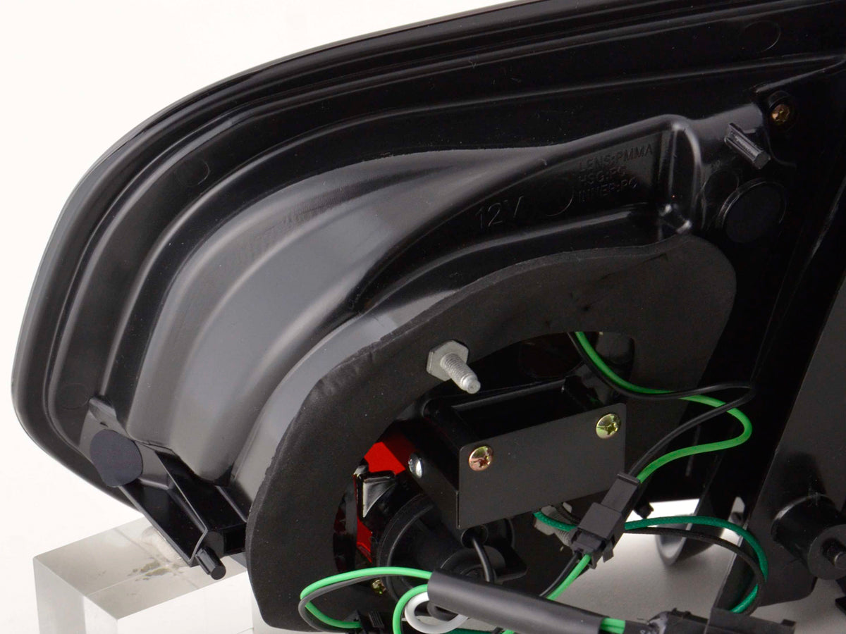 LED Rückleuchten Set VW Golf 6 Typ 1K Bj. 2008 bis 2012 rot/schwarz mit Led Blinker