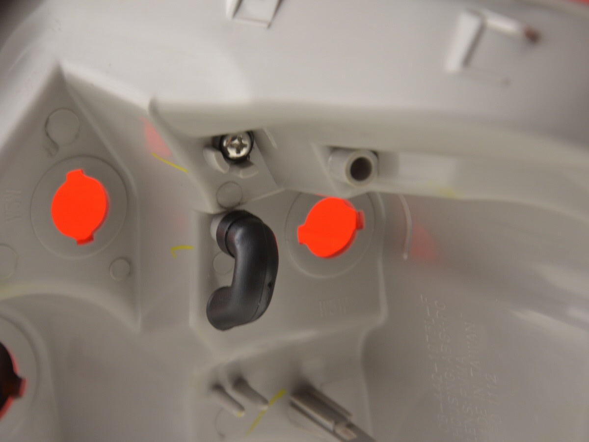 Verschleißteile Rückleuchte links Opel Astra J Kombi Bj. 10-12 rot