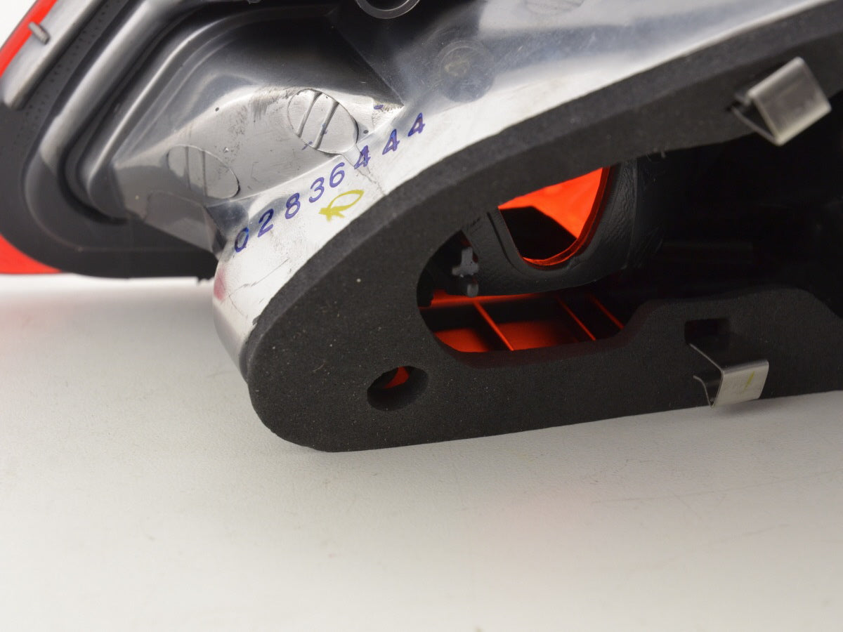 Verschleißteile Rückleuchte links Opel Astra J Bj. 2009-2012 schwarz